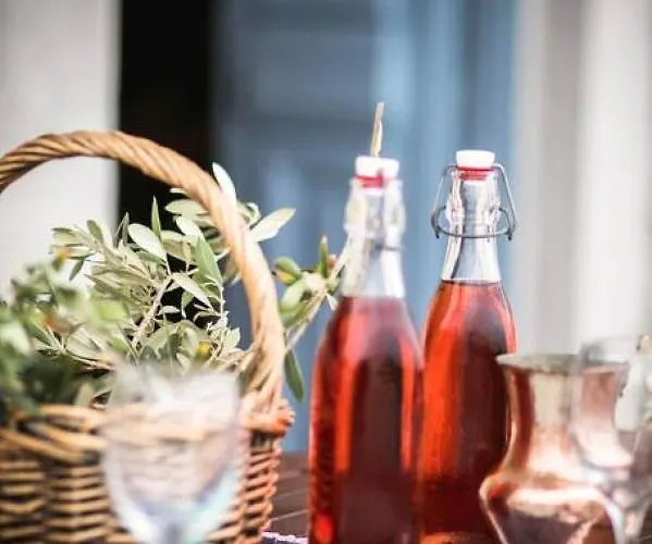 Traditional Pirethron Hébergement de vacances