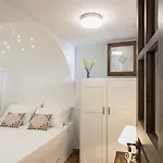 Ferienhaus Traditional Pirethron