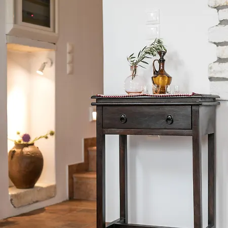 Holiday home Traditional Pirethron Aperathos