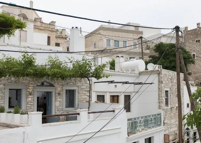 Holiday home Traditional Pirethron *