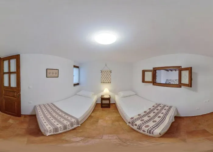 Traditional Pirethron Дом отдыха *