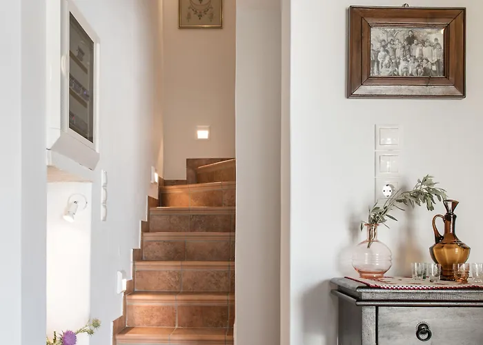 Holiday home Traditional Pirethron *