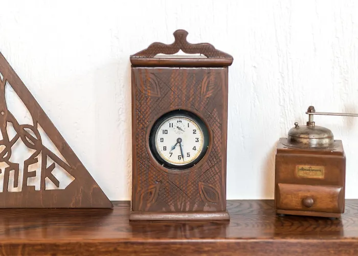 Traditional Pirethron * Aperathos