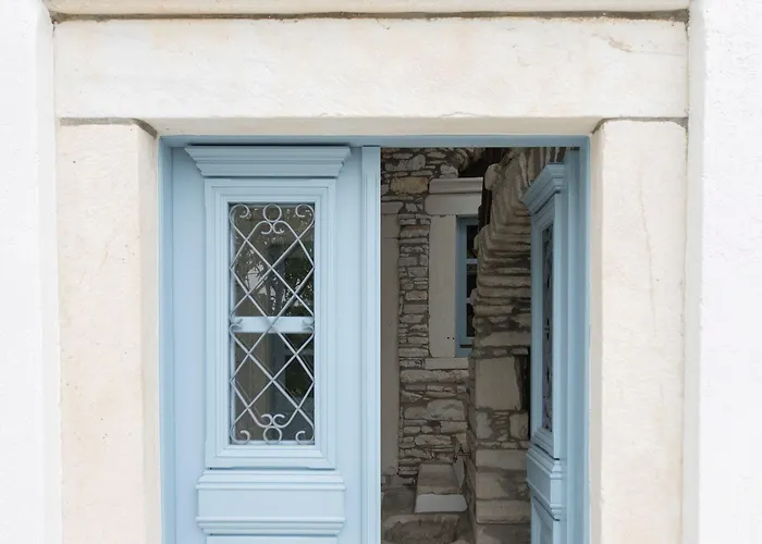 Holiday home Traditional Pirethron *