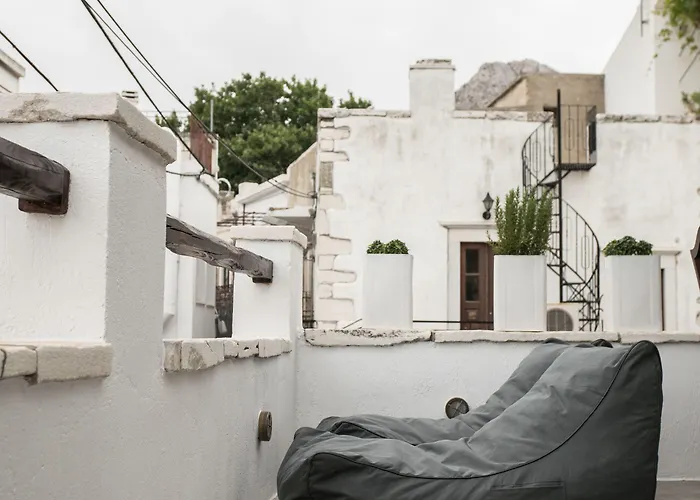 Traditional Pirethron Holiday home