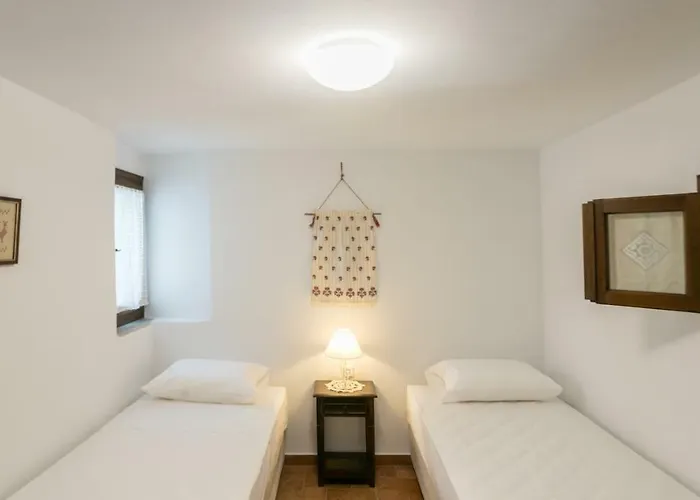 Traditional Pirethron Holiday home Aperathos